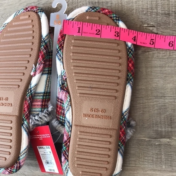 Mama elf slippers very comfortable soft fuzzy gift idea - Picture 8 of 8